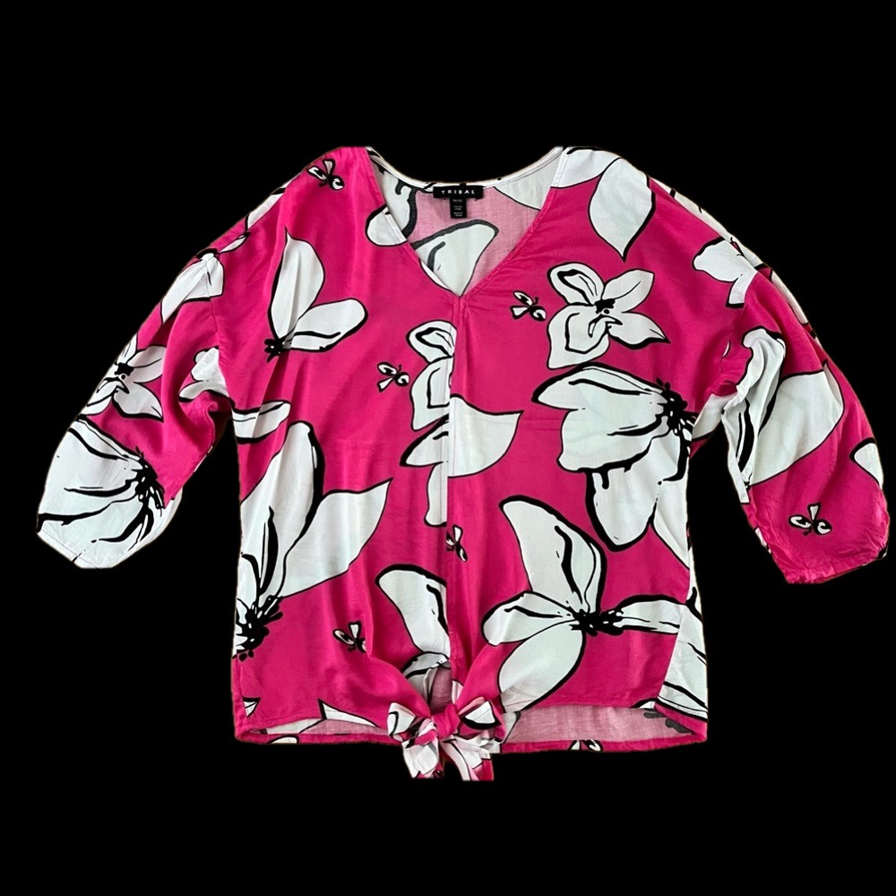 TRIBAL floral pattern rayon blouse in hot pink, size XS apparently 🙄